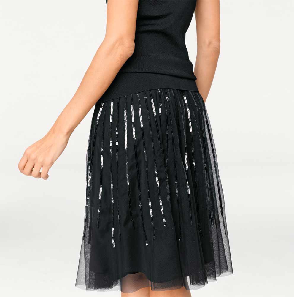 Opvallende swingende zwarte pailletten rok van designer Ashley Brooke.